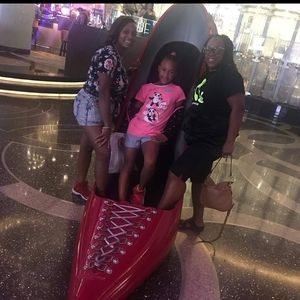 Meet your Posher, Amanda